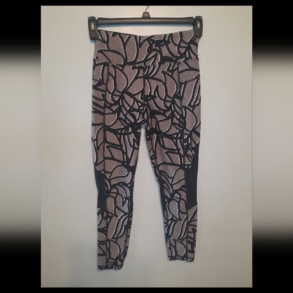 DkNY Sport Size S Geometric Print Legging